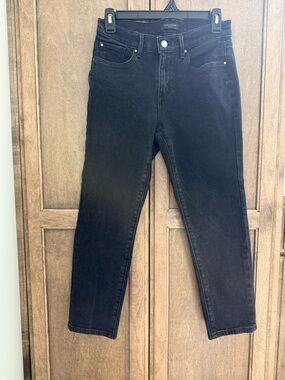 Ann Taylor “The Taper” Jeans. Petite. Black wash denim.